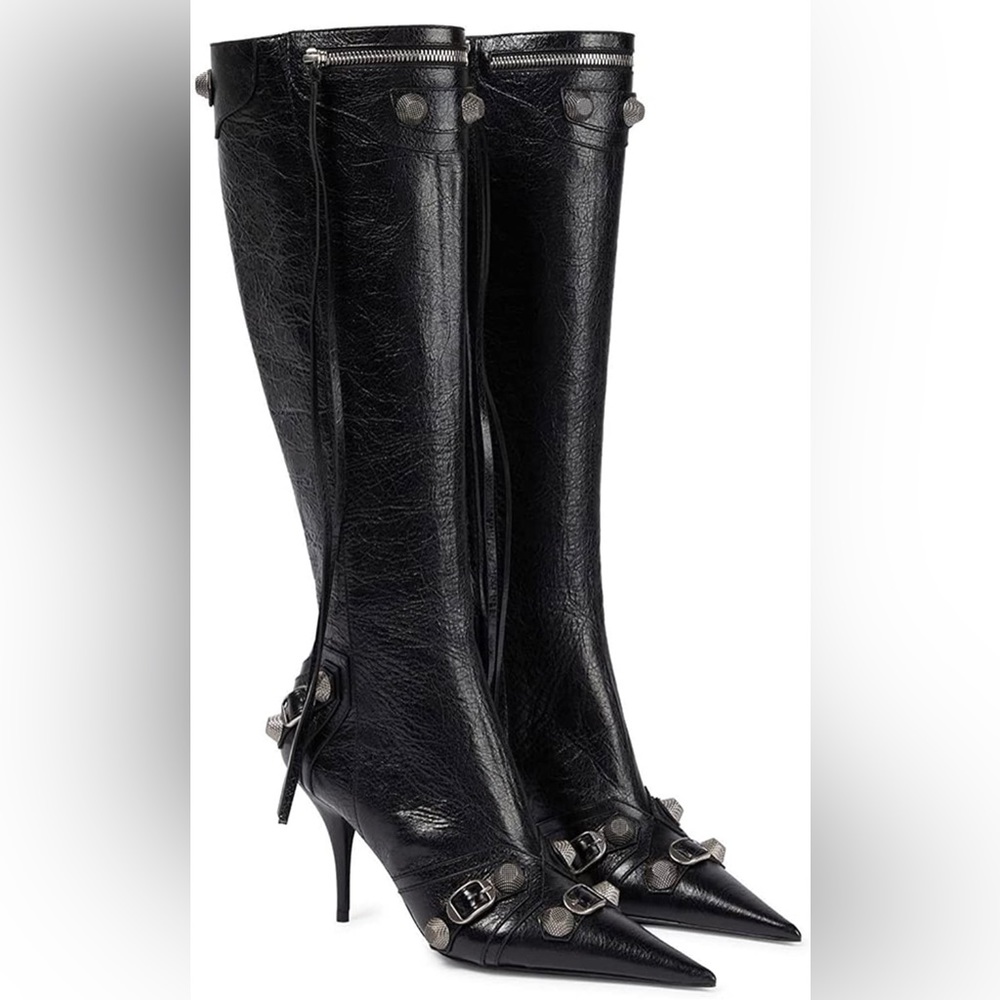 POINTED TOE BLACK HEEL